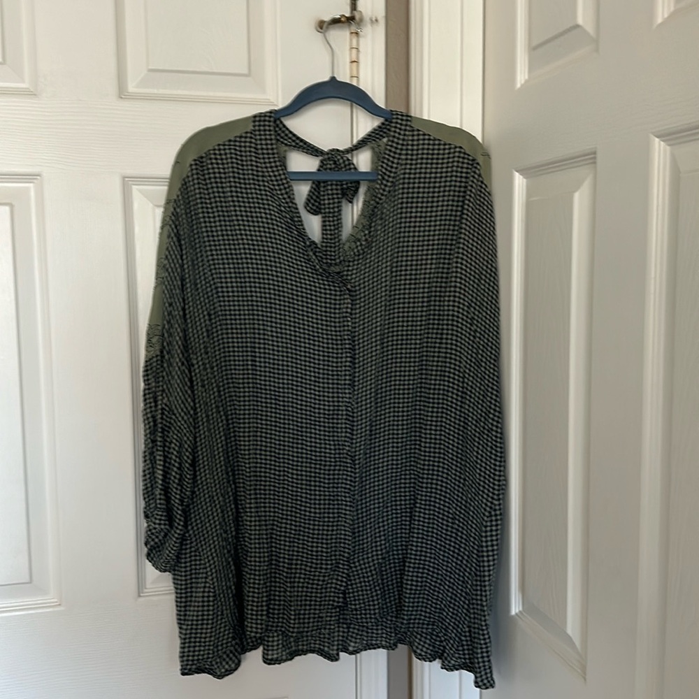 XCVI shirt, size XL, green